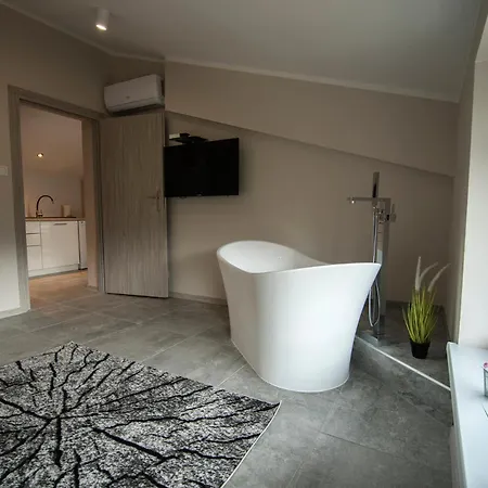 아파트 Fma & Bike *